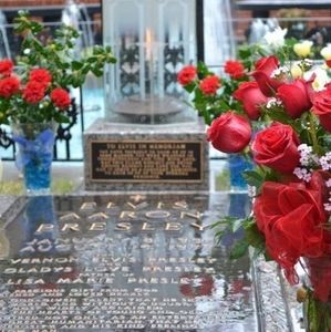 Meet your Posher, Joann